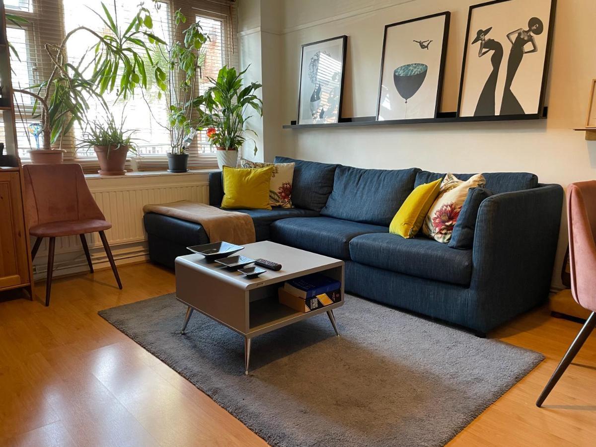 Very Flat In Close To Stockwell Station Апартаменты *